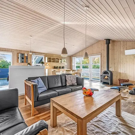 Efka - 600m To The Fjord By Interhome Tarm